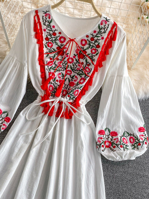 Retro Ethnic Style New Embroidery Tassel Lace Cotton and Linen Vestidos Female V-neck Puff Sleeve Large Midi Dress GK857
