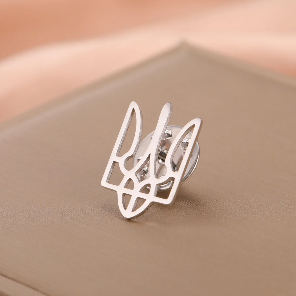 Skyrim Ukraine National Emblem Brooch for Men Women Gold Color Stainless Steel Suit Collar Pins Badge Accessories Wholesale