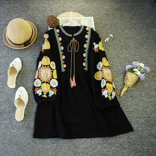 Autumn New Bohemian Retro Folk Style Vestidos Female Heavy Industry Embroidery Round Neck Puff Sleeve Loose Mini Dress GL120